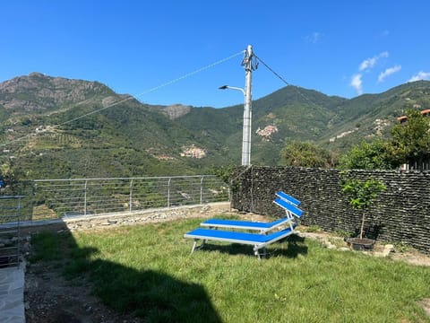 Affittacamere MontAle Bed and Breakfast in Levanto