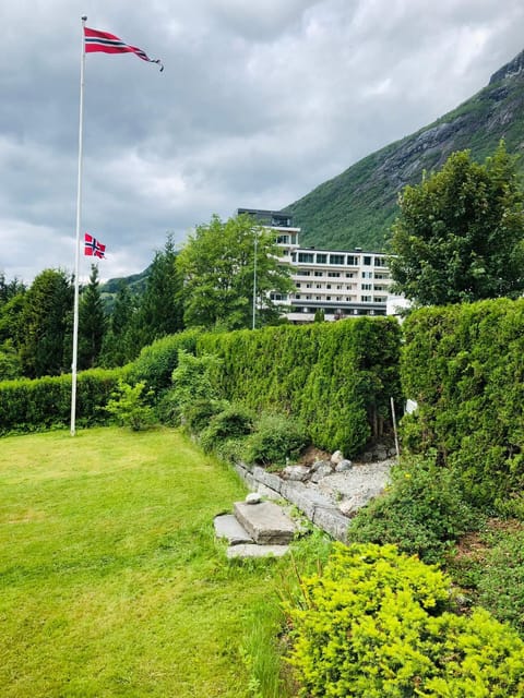 Flat in the center of Loen Apartment in Vestland