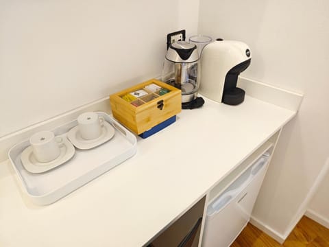 Coffee/tea facilities, minibar