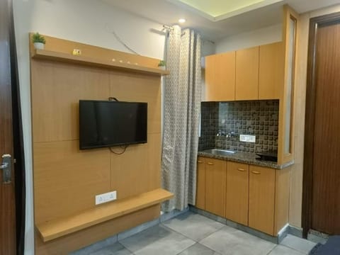 TV and multimedia, Kitchen or kitchenette