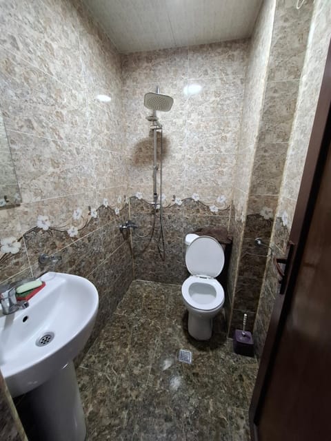 Сдаётся 3 комнатная квартира в Батуми Apartment in Batumi