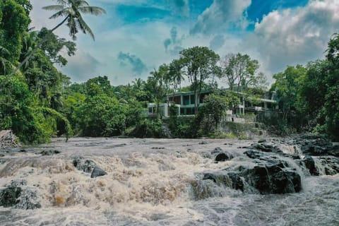 Luxery private villa with river view Villa in Kediri