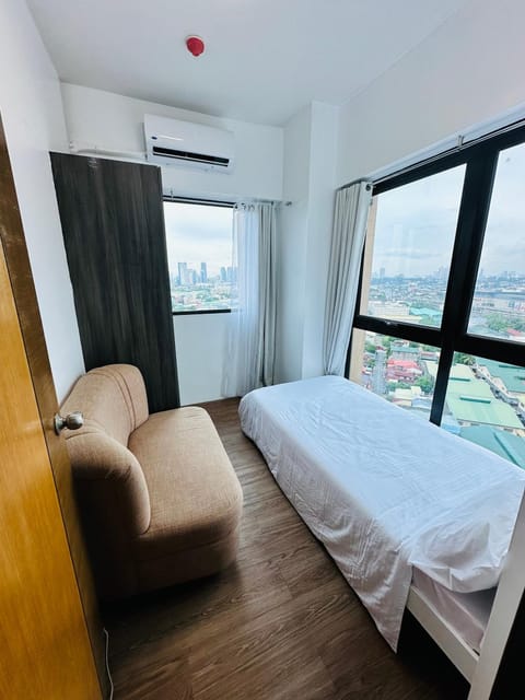 EGB Staycation Apartment in Pasig