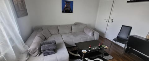 Communal lounge/ TV room, Living room, Seating area, Evening entertainment