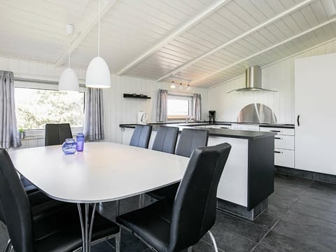 8 person holiday home in Vejers Strand Maison in Vejers