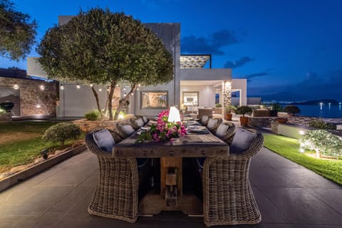 Property building, Night, Natural landscape, Garden, View (from property/room), Dining area, Garden view