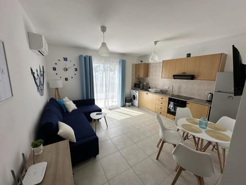 Dailon Oasis Apartment in Peyia