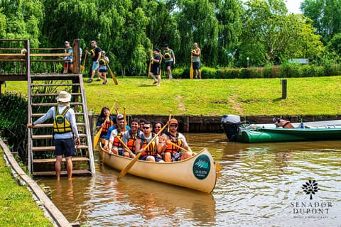 Spring, Day, People, Natural landscape, Activities, Garden, Canoeing, Canoeing, Garden view, Lake view, River view, group of guests