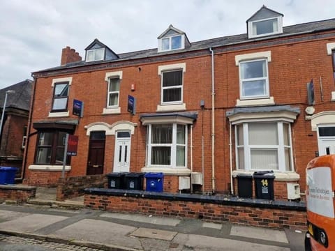 Property building, Street view