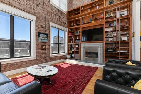 Library, TV and multimedia, Living room, Seating area