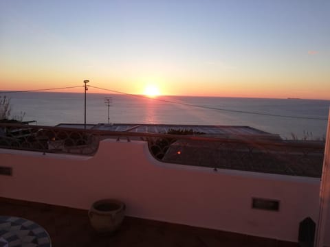 Tramonto sul mare Apartment in Forio