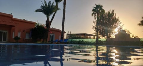 Pool view, Swimming pool, Sunrise