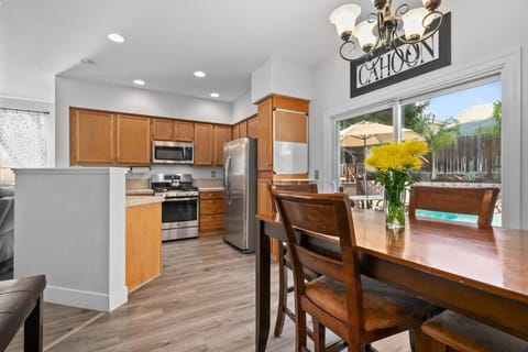 Relaxing Rocklin Getaway Spacious Home with Pool Casa in Rocklin