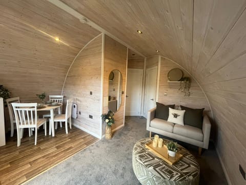 Windmill Glamping Pod with Hot tub - The Hideaway House in South Cambridgeshire District