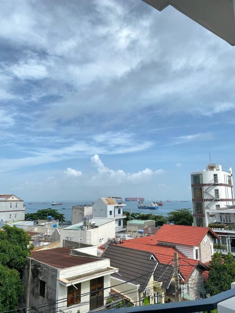 Day, Natural landscape, Balcony/Terrace, City view, Sea view