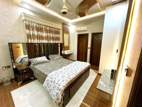 Executive Appartment MT Apartment in Karachi