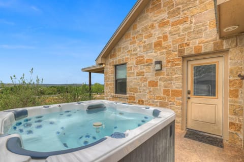 West End Luxury Retreat with Resort Style Pool and Hot Tub! House in Fredericksburg