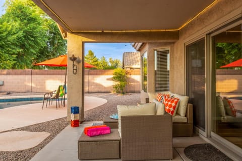 Patio, Day, View (from property/room), Balcony/Terrace, Seating area, Pool view, Swimming pool, sunbed