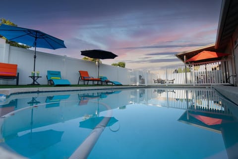 Patio, Pool view, Swimming pool, sunbed