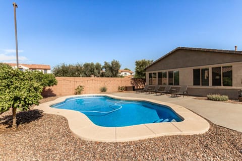 Property building, Pool view