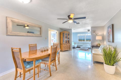 Gulf Breeze - Gulf Front Monthly Rental House in Clearwater Beach