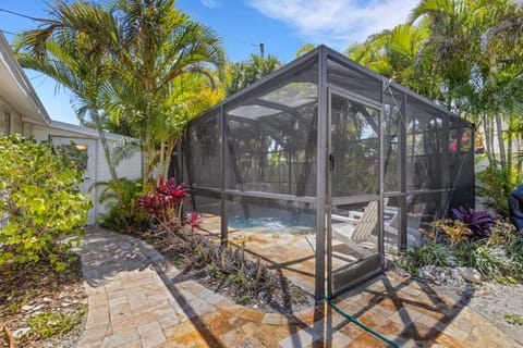 Casa Del Mar - Beach Pool Home Experience! House in Clearwater Beach