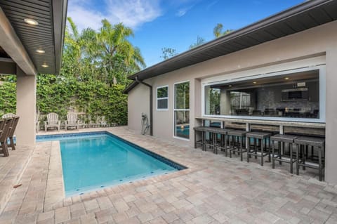 Island Time - Beach Pool Home House in Clearwater Beach