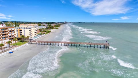 Sunset Corner - Beach View & Heated Pool! House in North Redington Beach