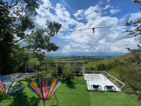 Glamping TresElementos Nature lodge in Tuluá