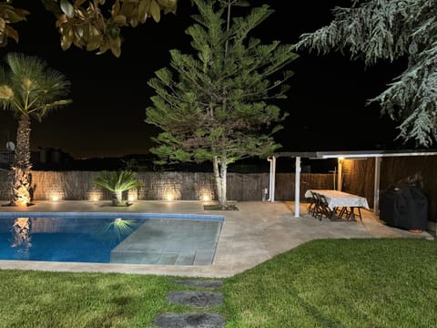 Night, Garden, Pool view, Swimming pool