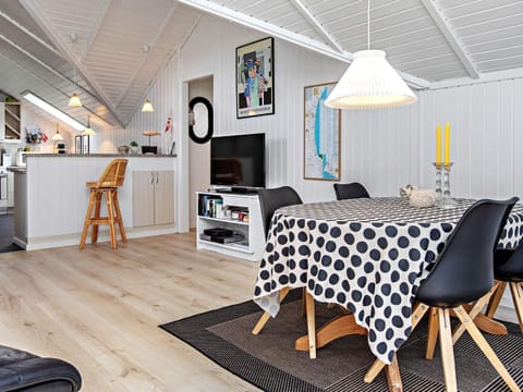 6 person holiday home in V ggerl se House in Væggerløse