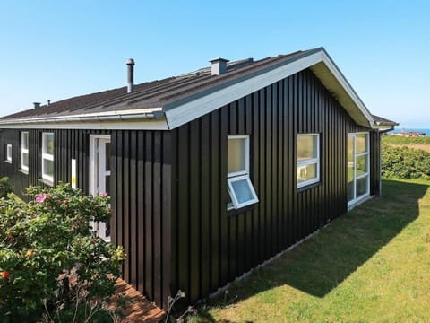 8 person holiday home in Hj rring House in Lønstrup