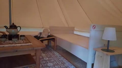 Abenteuer Glamping im 5 m Zelt Luxury tent in Walsrode