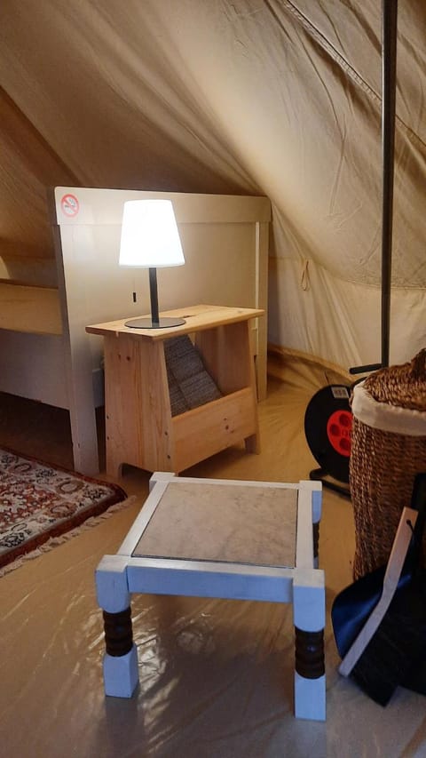 Abenteuer Glamping im 5 m Zelt Luxury tent in Walsrode