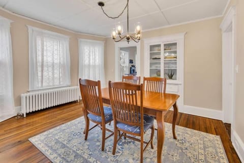 Classic West Hartford Center Apartment Wohnung in West Hartford