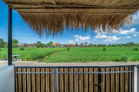 View (from property/room), Garden view, Landmark view