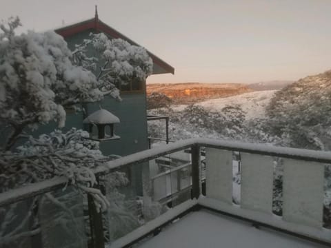 Property building, Natural landscape, Winter, View (from property/room), Balcony/Terrace, Mountain view