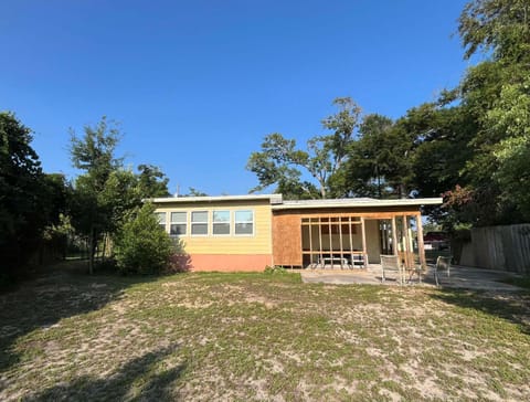 Bay Cottage House in Highway 30A Florida Beach