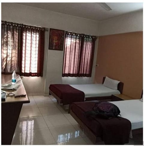 Ozone Guest House Bed and Breakfast in Pune