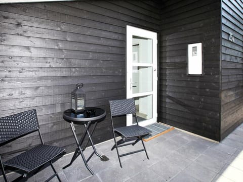10 person holiday home in Bl vand Haus in Blåvand