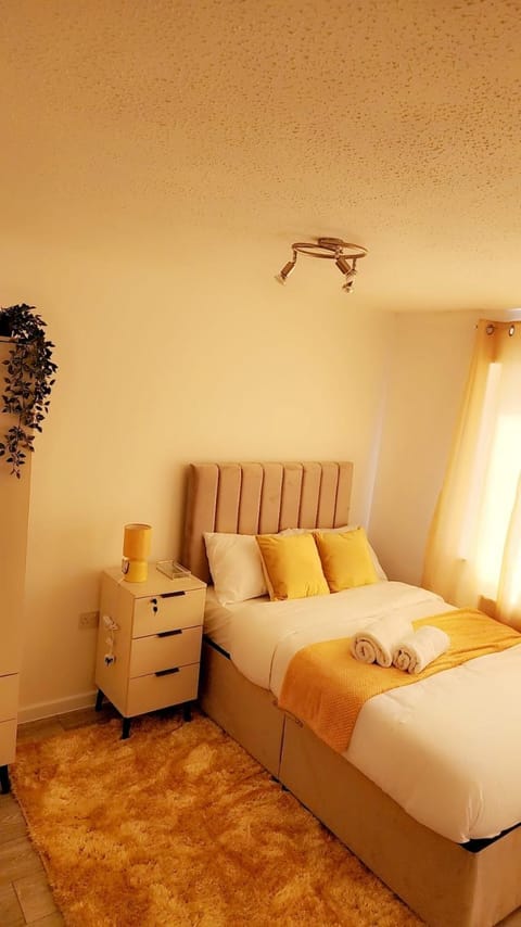 Ensuite luxurious double room Bed and Breakfast in Basildon