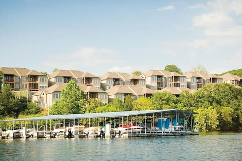 Enjoy the views of Table Rock Lake in this 2BD resort condo House in Ridgedale