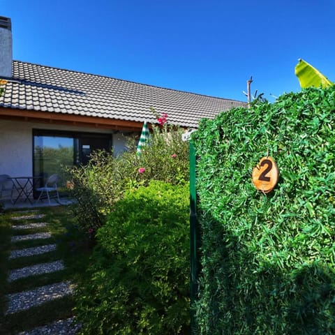 Property building, Spring, Garden, Garden view