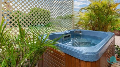 Day, Garden, Hot Tub, Spa and wellness centre/facilities