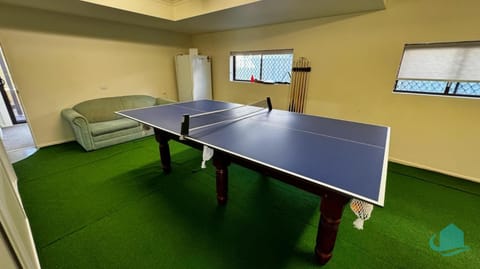 Game Room, Table tennis