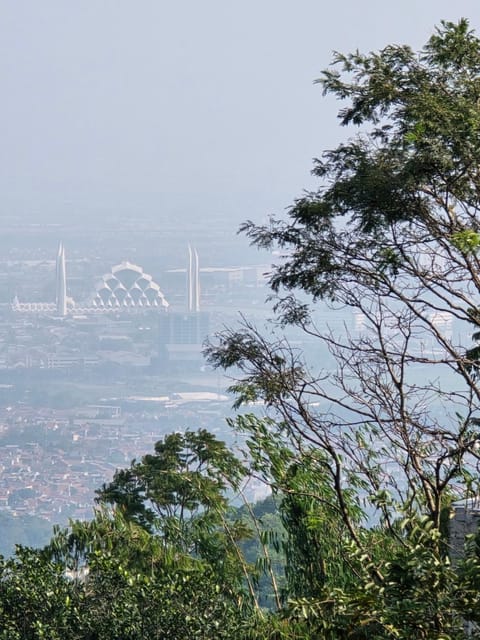 Puri cigupakan Bed and Breakfast in Bandung