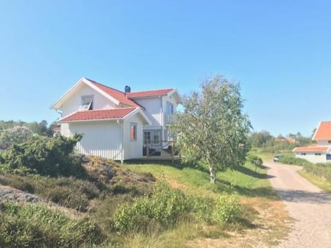 Mollösund, Orust nära havet med utsikt Villa in Västra Götaland County