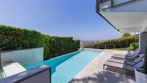 View (from property/room), Swimming pool, sunbed