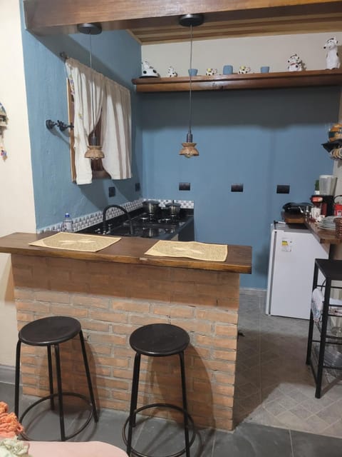 Kitchen or kitchenette, Internal: Not applicable to any particular room