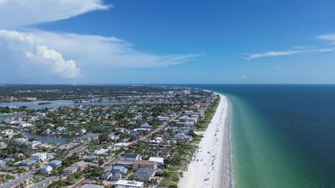 Paradise Cove House in Indian Rocks Beach